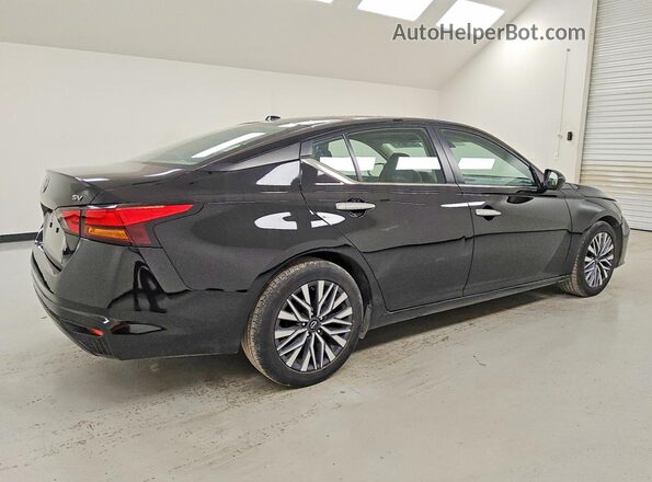 1N4BL4DV0PN320970 2023 NISSAN ALTIMA Black Trasero derecho