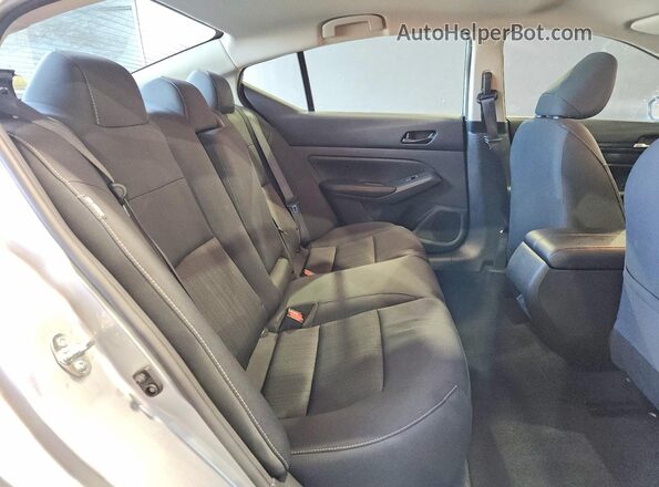 1N4BL4DV0RN422787 2024 NISSAN ALTIMA Silver Հետևի նստատեղերի տեսք