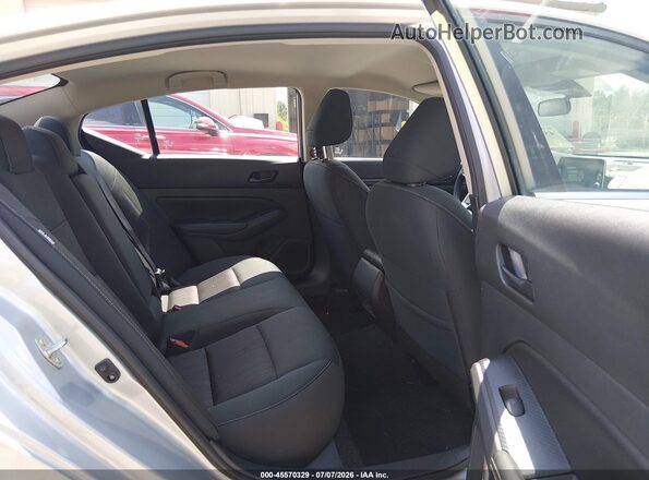 1N4BL4DV0RN429352 2024 NISSAN ALTIMA Silver VIN sticker view