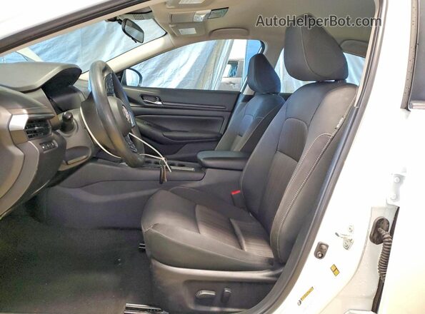 1N4BL4DV0SN317270 2025 NISSAN ALTIMA White Widok wnętrza z przodu