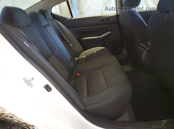 1N4BL4DV0SN317270 2025 NISSAN ALTIMA White Widok tylnych siedzeń