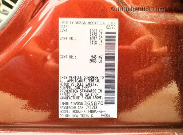 1N4BL4DV0SN365870 2025 NISSAN ALTIMA Maroon VIN კოდის სტიკერის ხედი