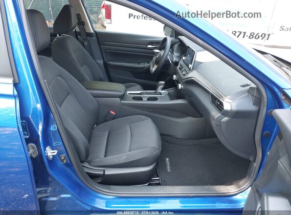 1N4BL4DV0SN374469 2025 NISSAN ALTIMA Blue Вид салону спереду