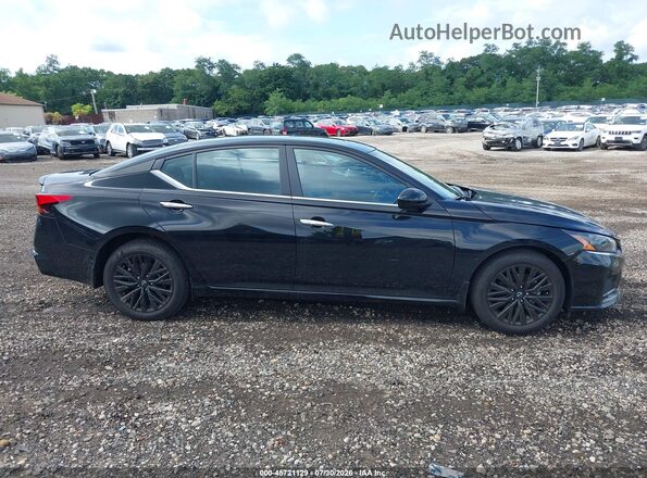 1N4BL4DV0SN418308 2025 NISSAN ALTIMA Black Widok wnętrza z tyłu