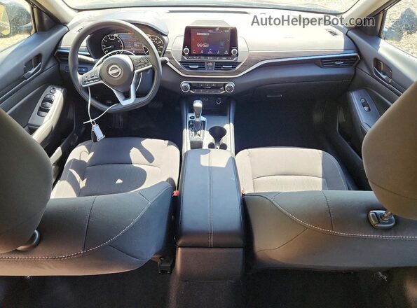 1N4BL4DV0TN328061 2026 NISSAN ALTIMA Black Առջևի վահանակի տեսք