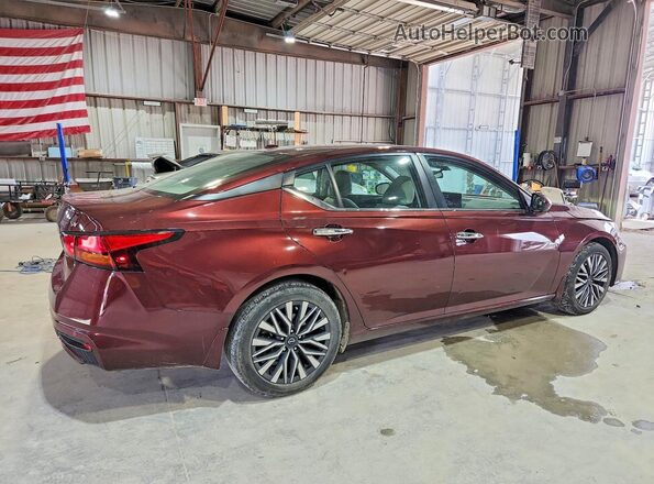 1N4BL4DV1RN310757 2024 NISSAN ALTIMA Maroon Задня права чверть