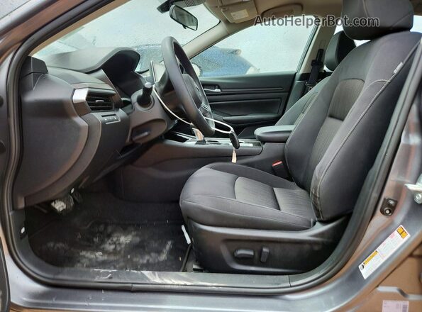1N4BL4DV1RN313576 2024 NISSAN ALTIMA Серый Вид салона спереди