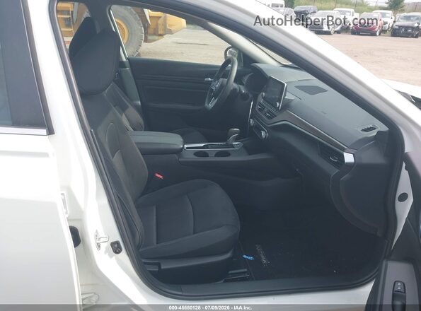 1N4BL4DV1SN353825 2025 NISSAN ALTIMA White Սալոնի դիմացի տեսք