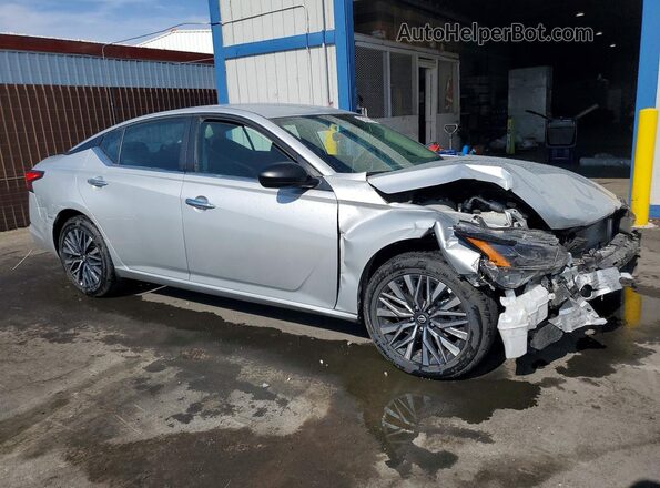 1N4BL4DV1SN387036 2025 NISSAN ALTIMA Серебряный Передняя правая четверть
