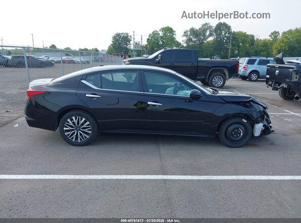 1N4BL4DV1SN427048 2025 NISSAN ALTIMA Black Widok wnętrza z tyłu