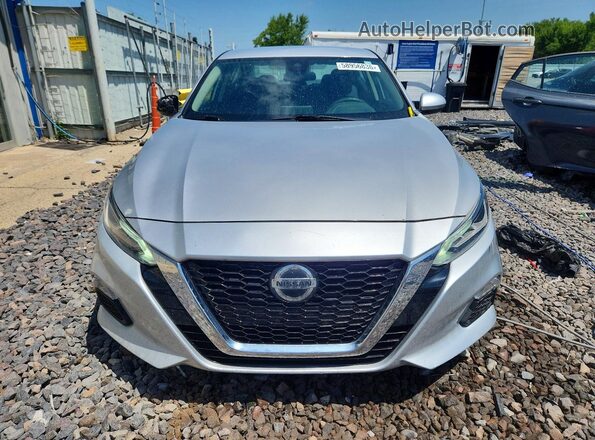 1N4BL4DV2MN337412 2021 NISSAN ALTIMA Silver Widok z przodu