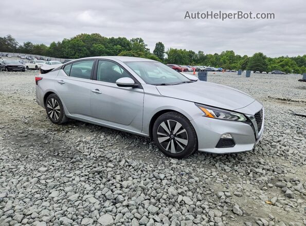 1N4BL4DV2NN335337 2022 NISSAN ALTIMA Серебряный Передняя правая четверть