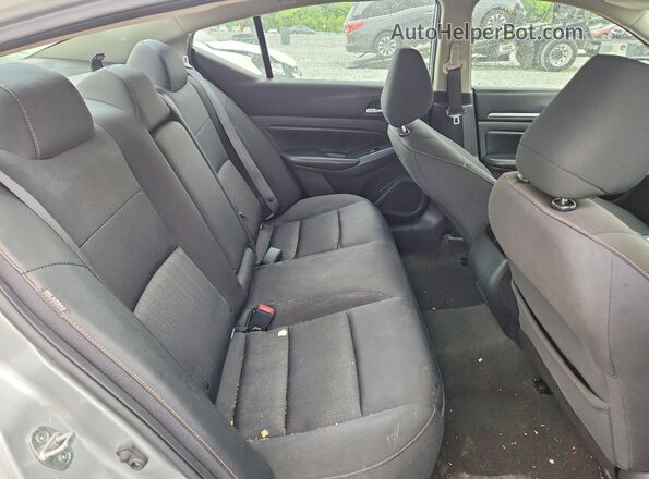 1N4BL4DV2NN335337 2022 NISSAN ALTIMA Серебряный Вид задних сидений