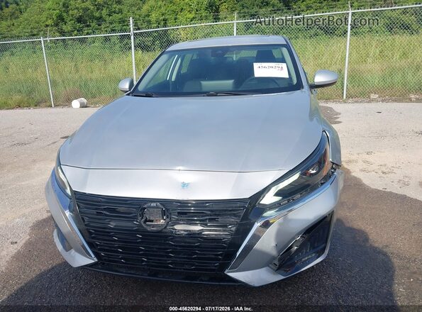 1N4BL4DV2PN337530 2023 NISSAN ALTIMA Серебряный Вид щитка приборов
