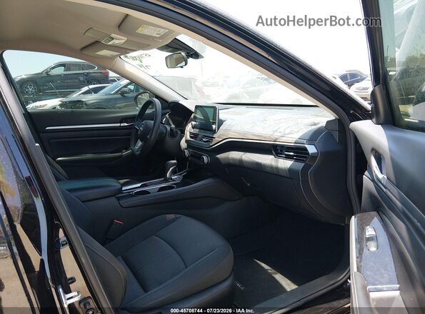 1N4BL4DV2PN370513 2023 NISSAN ALTIMA Black Front interior view