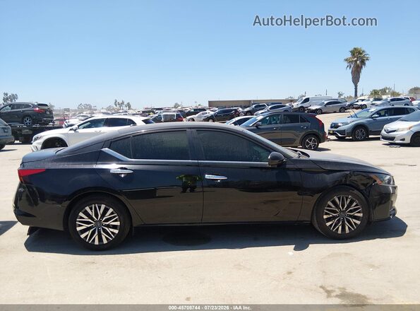 1N4BL4DV2PN370513 2023 NISSAN ALTIMA Black Rear interior view