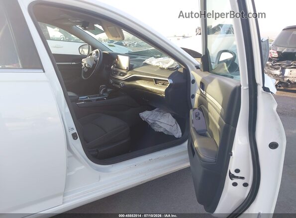 1N4BL4DV2PN388753 2023 NISSAN ALTIMA Белый Вид салона спереди