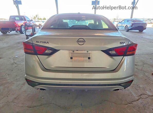 1N4BL4DV2RN381305 2024 NISSAN ALTIMA Silver უკანა ხედი