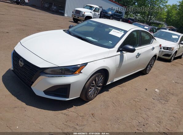 1N4BL4DV2SN302060 2025 NISSAN ALTIMA White Vista tres cuartos delantera izquierda