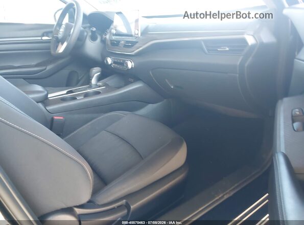 1N4BL4DV2SN331350 2025 NISSAN ALTIMA Black Widok wnętrza z przodu