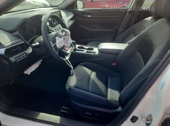 1N4BL4DV2SN346558 2025 NISSAN ALTIMA White წინა სალონის ხედი