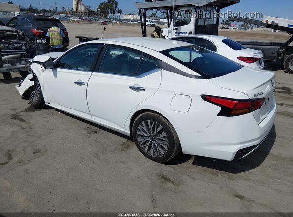 1N4BL4DV2SN354613 2025 NISSAN ALTIMA White Trasero izquierdo