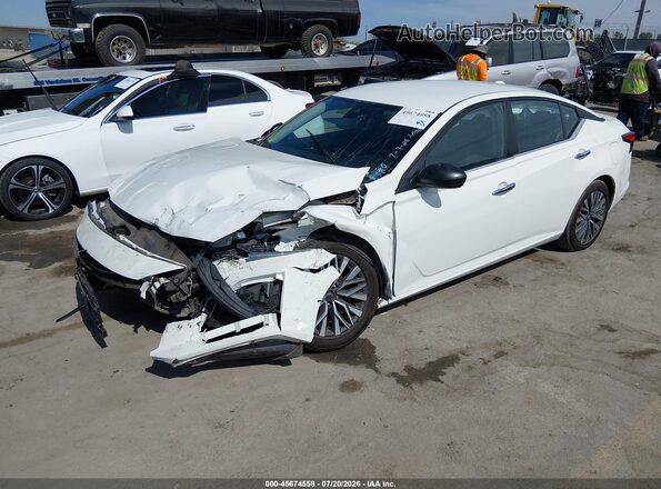 1N4BL4DV2SN354613 2025 NISSAN ALTIMA White Vista tres cuartos delantera izquierda