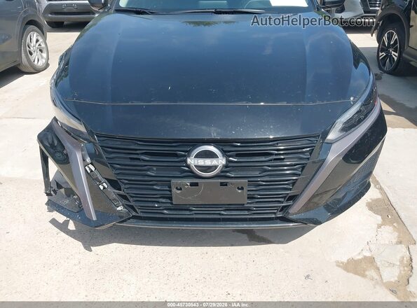 1N4BL4DV2TN304425 2026 NISSAN ALTIMA Black Սալոնի հետևի տեսք