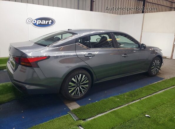 1N4BL4DV2TN341748 2026 NISSAN ALTIMA Серый Задняя правая четверть