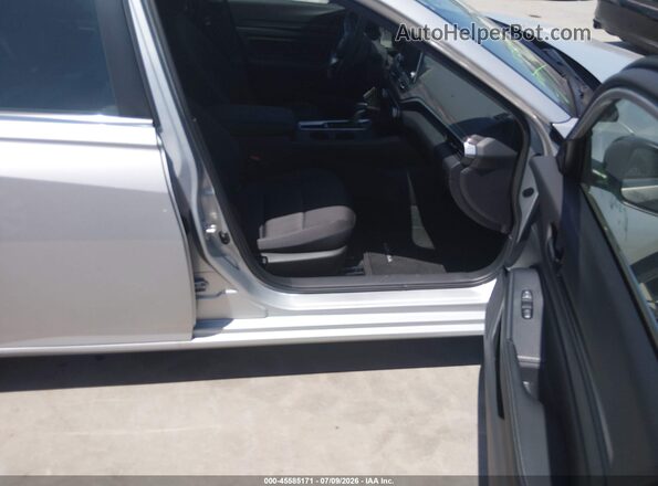 1N4BL4DV2TN347601 2026 NISSAN ALTIMA Серебряный Вид салона спереди