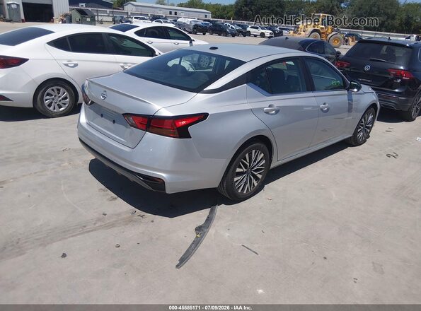 1N4BL4DV2TN347601 2026 NISSAN ALTIMA Серебряный Задняя правая четверть