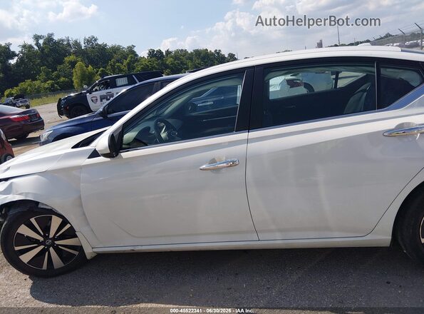 1N4BL4DV3MN317265 2021 NISSAN ALTIMA Белый Панорамный вид салона 360°