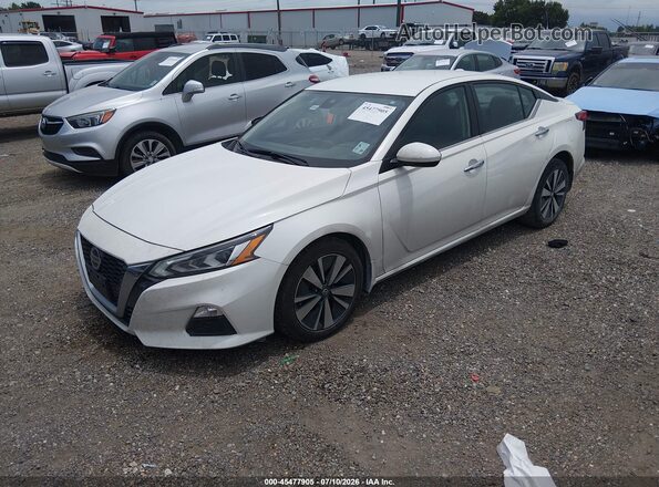 1N4BL4DV3MN400291 2021 NISSAN ALTIMA White Передня ліва чверть