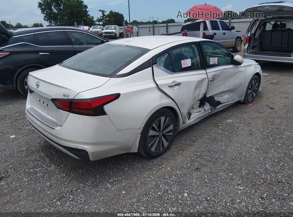 1N4BL4DV3MN400291 2021 NISSAN ALTIMA White Задня права чверть