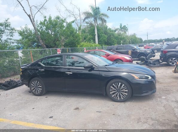 1N4BL4DV3PN417399 2023 NISSAN ALTIMA Black Սալոնի 360 աստիճան տեսք
