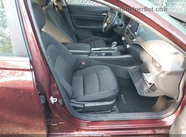 1N4BL4DV3SN323970 2025 NISSAN ALTIMA Maroon Вид салону спереду