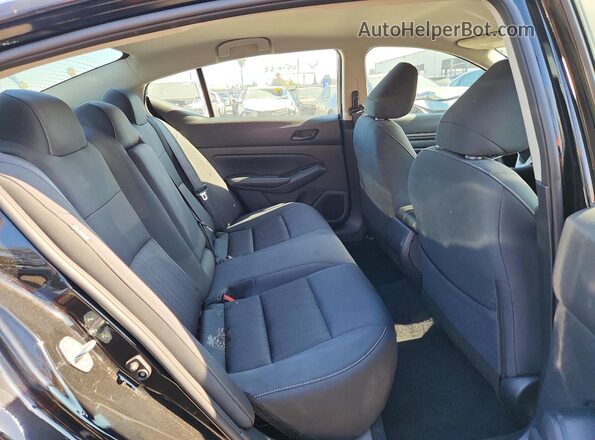 1N4BL4DV3SN398474 2025 NISSAN ALTIMA Black Rear seats view