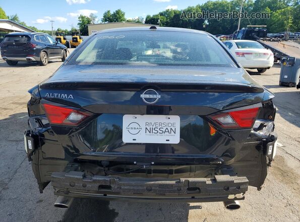 1N4BL4DV3TN331228 2026 NISSAN ALTIMA Black Հետևի տեսք