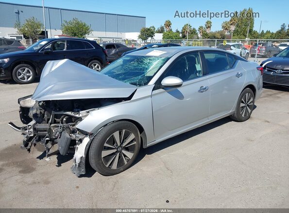 1N4BL4DV4NN334335 2022 NISSAN ALTIMA Silver წინა მარცხენა ხედი სამი მეოთხედიდან