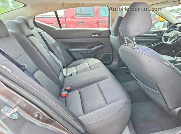 1N4BL4DV4NN366332 2022 NISSAN ALTIMA Gray Widok tylnych siedzeń