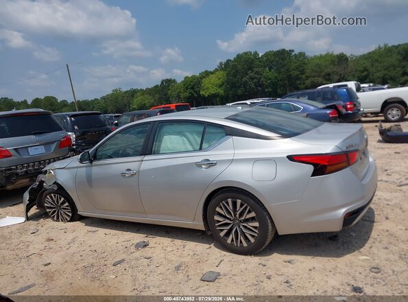1N4BL4DV4PN329476 2023 NISSAN ALTIMA Silver Vista interior de 360 grados