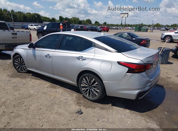 1N4BL4DV4PN363370 2023 NISSAN ALTIMA Серебряный Задняя левая четверть