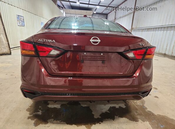 1N4BL4DV4RN420105 2024 NISSAN ALTIMA Maroon Հետևի տեսք
