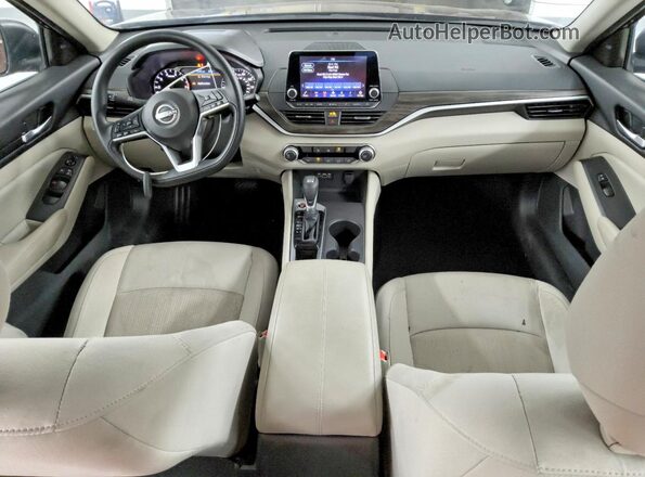 1N4BL4DV4SN310418 2025 NISSAN ALTIMA Red Առջևի վահանակի տեսք