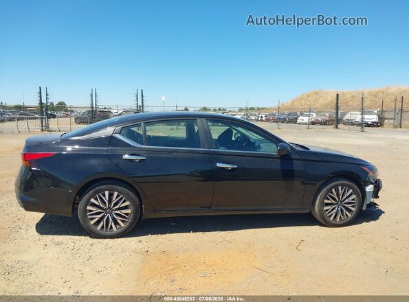 1N4BL4DV4SN391419 2025 NISSAN ALTIMA Black Rear interior view