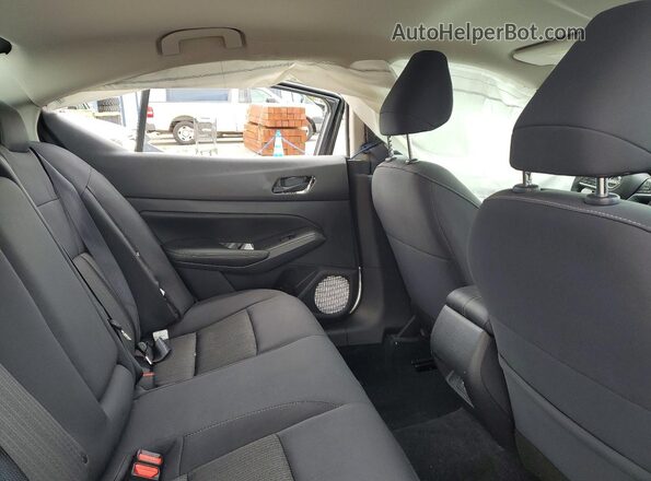 1N4BL4DV4SN415895 2025 NISSAN ALTIMA Gray Vista de los asientos traseros