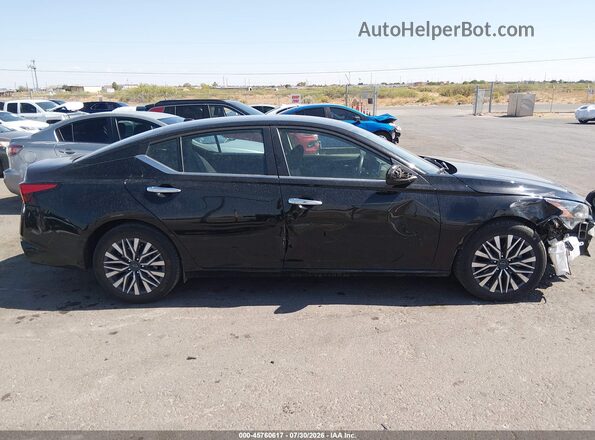1N4BL4DV5RN409498 2024 NISSAN ALTIMA Black 360 interior view