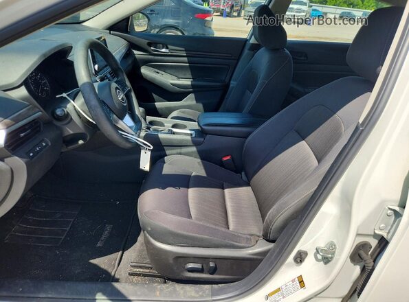 1N4BL4DV5SN324313 2025 NISSAN ALTIMA White Vista interior delantera