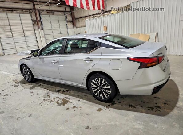 1N4BL4DV5TN319260 2026 NISSAN ALTIMA Silver Tył lewy