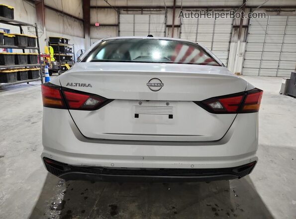 1N4BL4DV5TN319260 2026 NISSAN ALTIMA Silver 